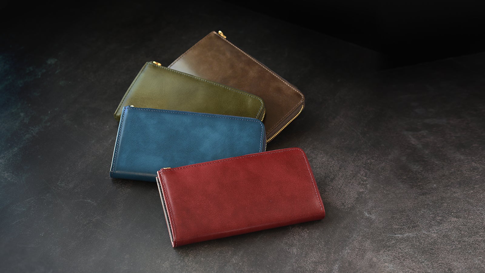 買った商品サイズが家と合わないので販売しております。使ってなかったので新品です。 Makuake｜コンパクト”だけ”ではない。縦入れカードもつっかえず収まる