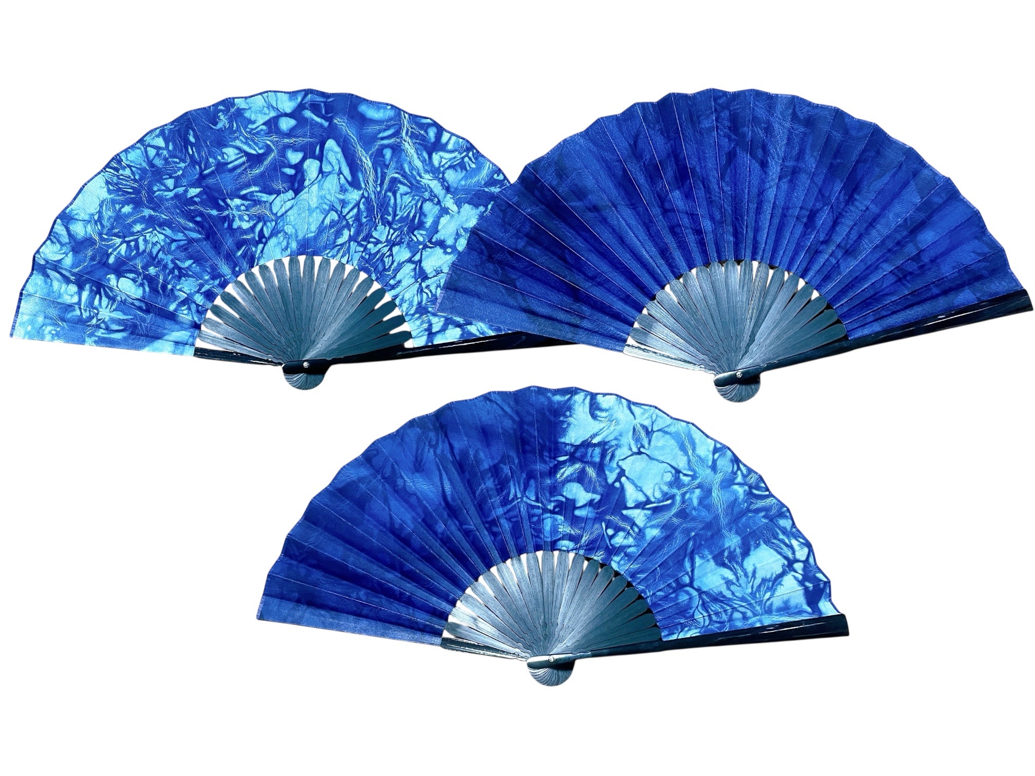 自然と共生するモノづくりを応援！武州正藍染と蝦夷鹿革が融合した京