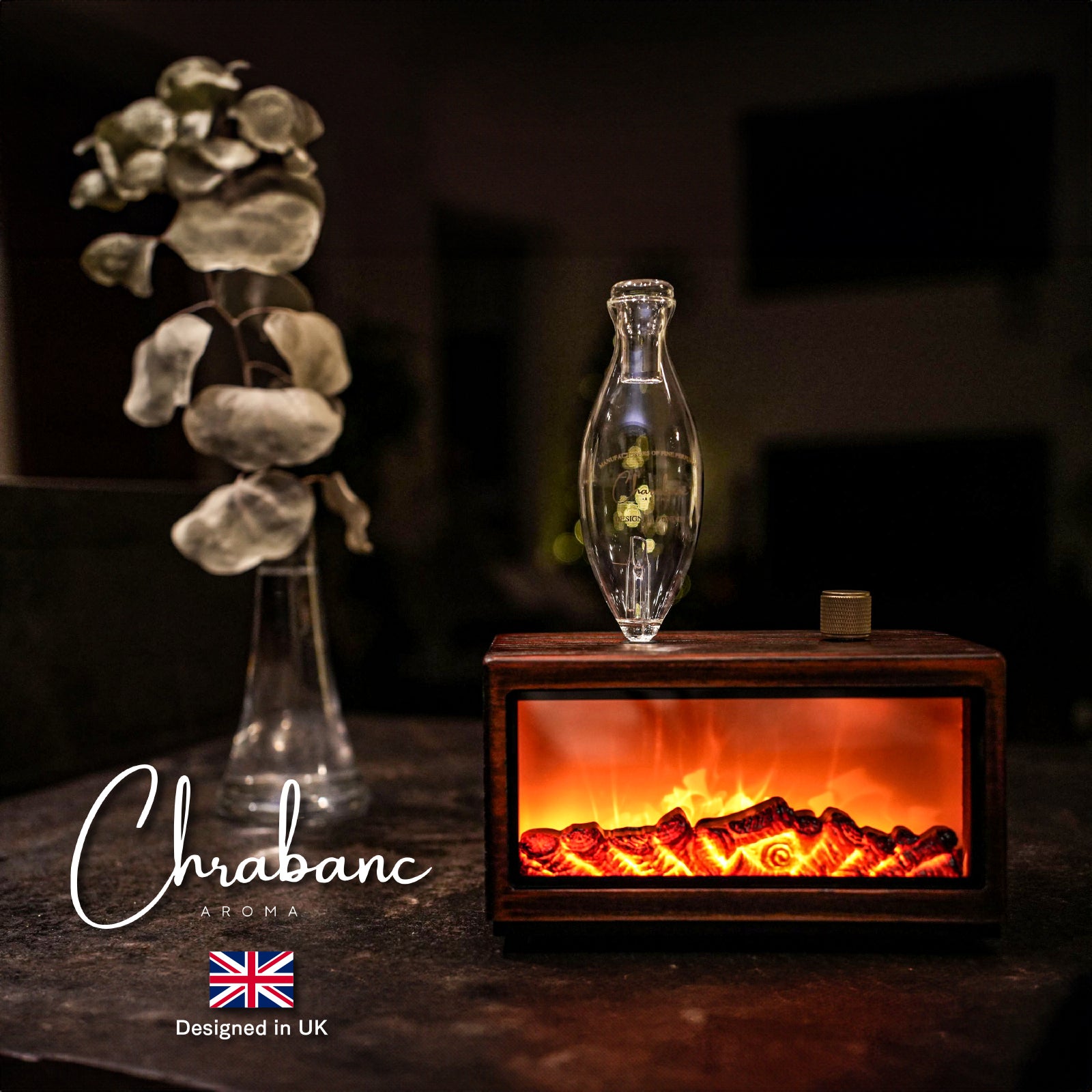 深い香りと炎に酔いしれる】暖炉ライトが灯る。水不要の英国式アロマ