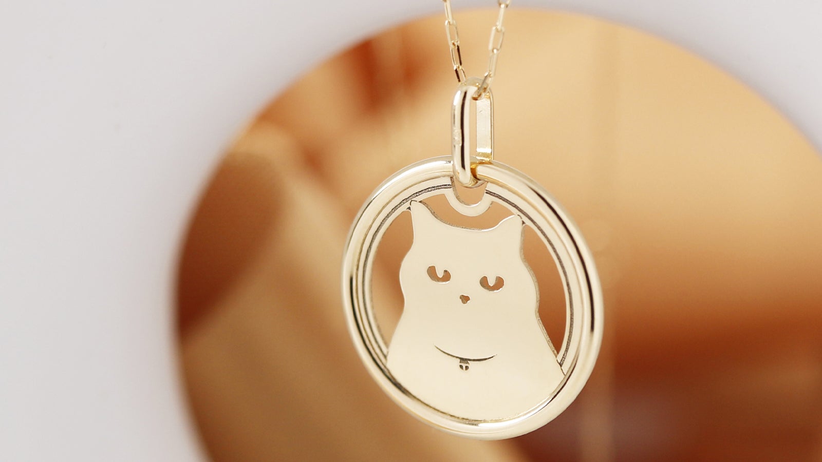 贅沢に18金で仕上げた、誰もが虜になる愛され猫ペンダント｜マクアケ