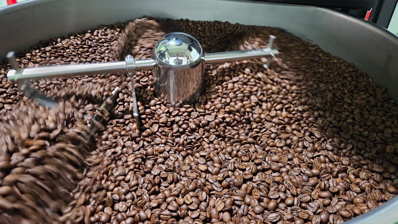 ラオス産水素焙煎コーヒー】地球にやさしい焙煎が生む新体験｜マクアケ