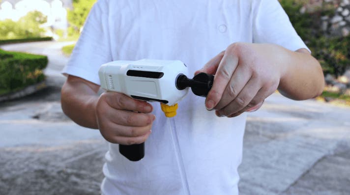 超小型で軽量】折りたたみ式の高圧洗浄機 ｜コードレスで給水が自由