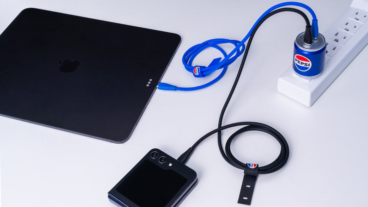 ペプシ公式】充電タイムを爽快に！本物の缶を再現したGaN2搭載45W急速