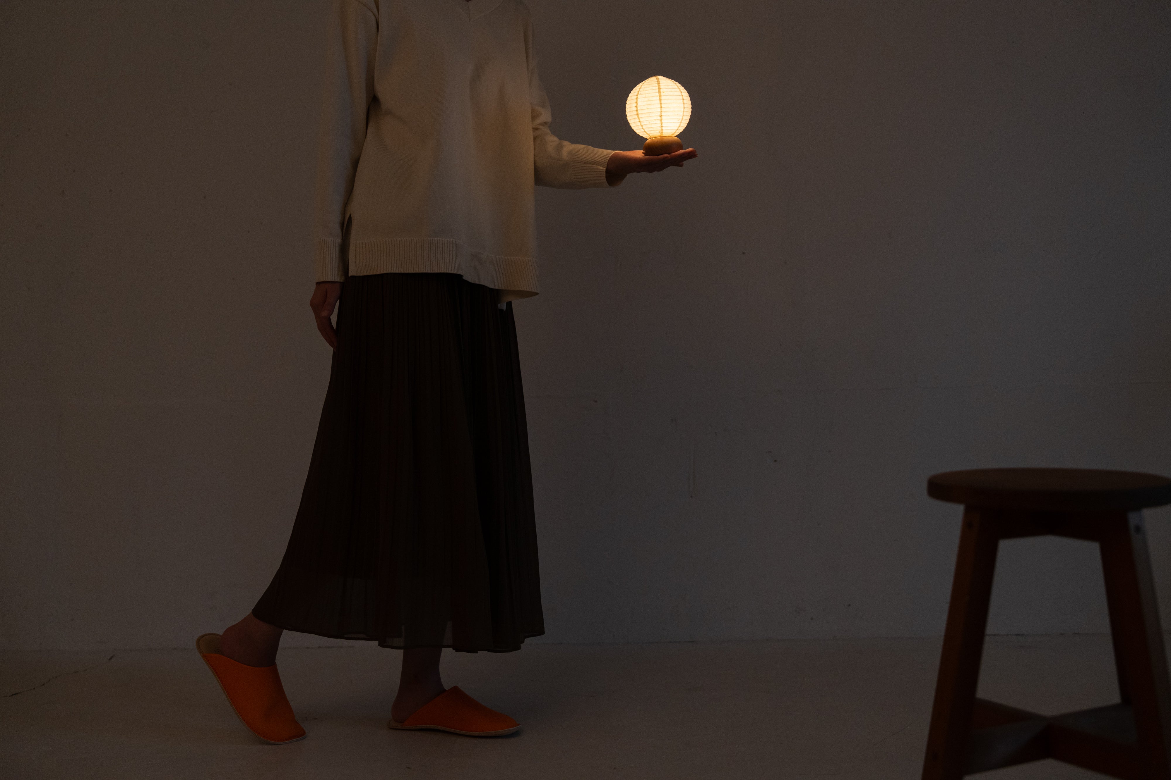 手漉き紙×提灯×LEDライトが生む次世代提灯。アタラシイ灯りで暮らしに