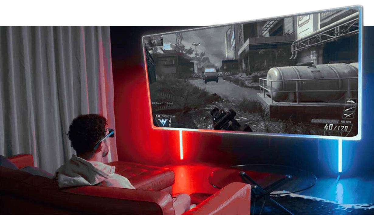 没入は、時間も場所も選ばない。 「大画面×ピント調節×遮光」の次世代