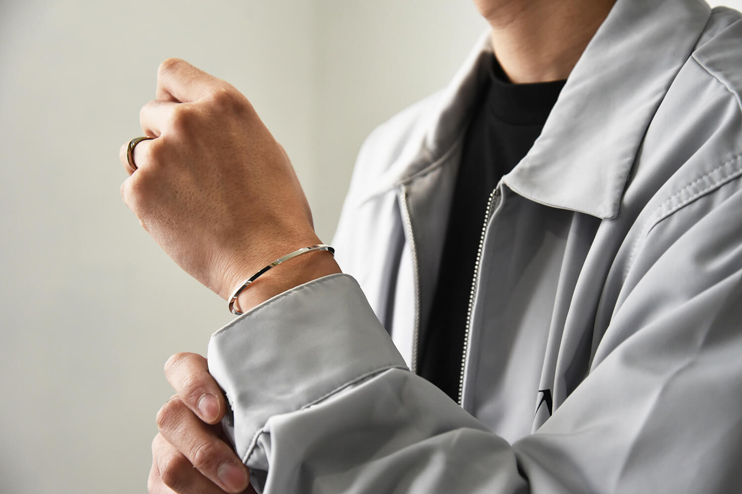 純銀の輝きを手元に。いつまでも残したい、日本の職人が1点ずつ作る