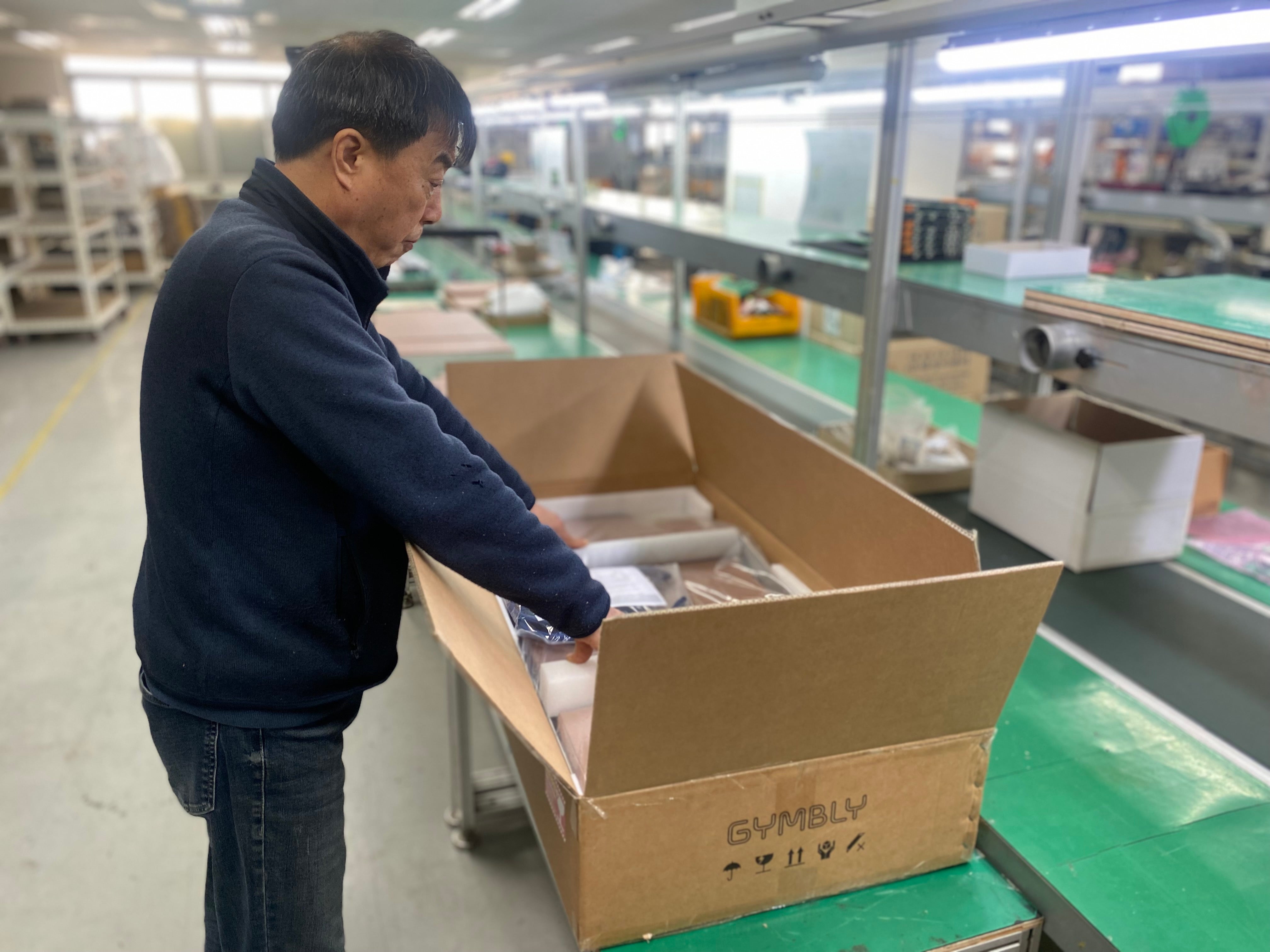 Makuake｜スタジオ級の運動を省スペースで。組立不要な折り畳み 