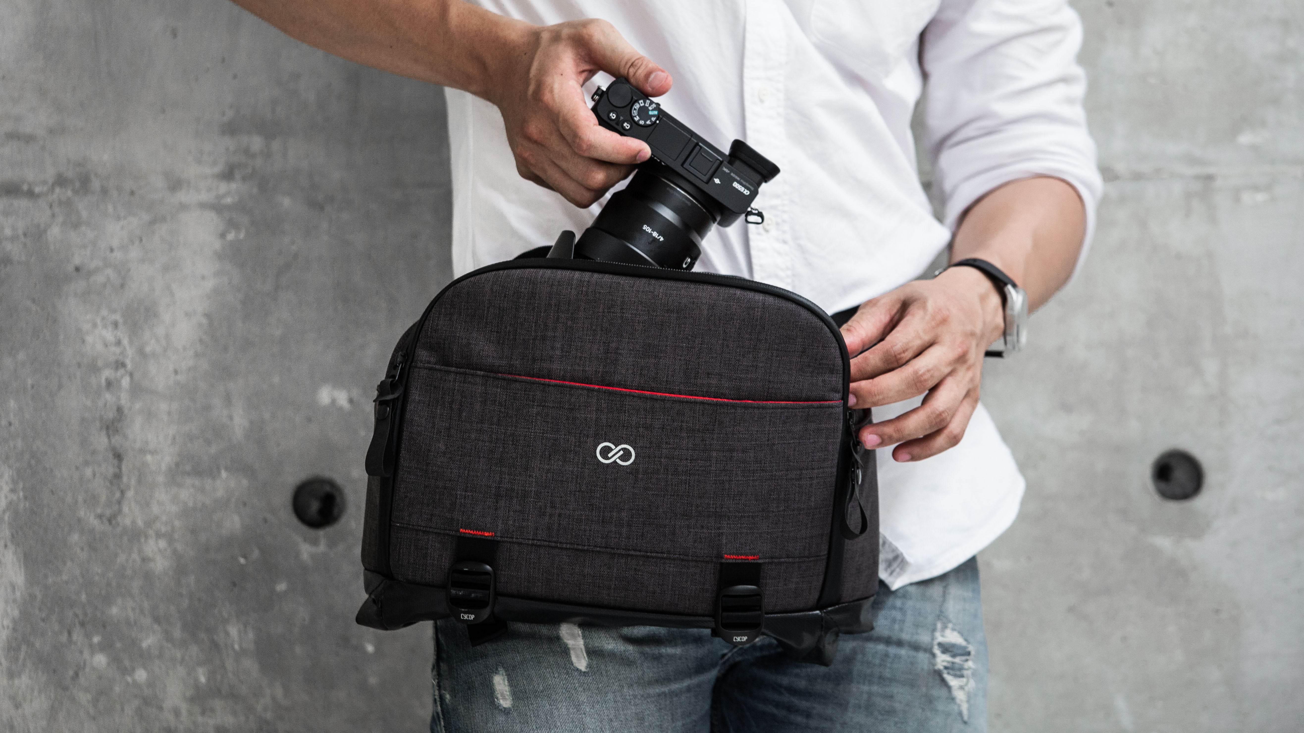 容量3段階! 速写性の高いミラーレス用カメラバッグ「Cross Sling