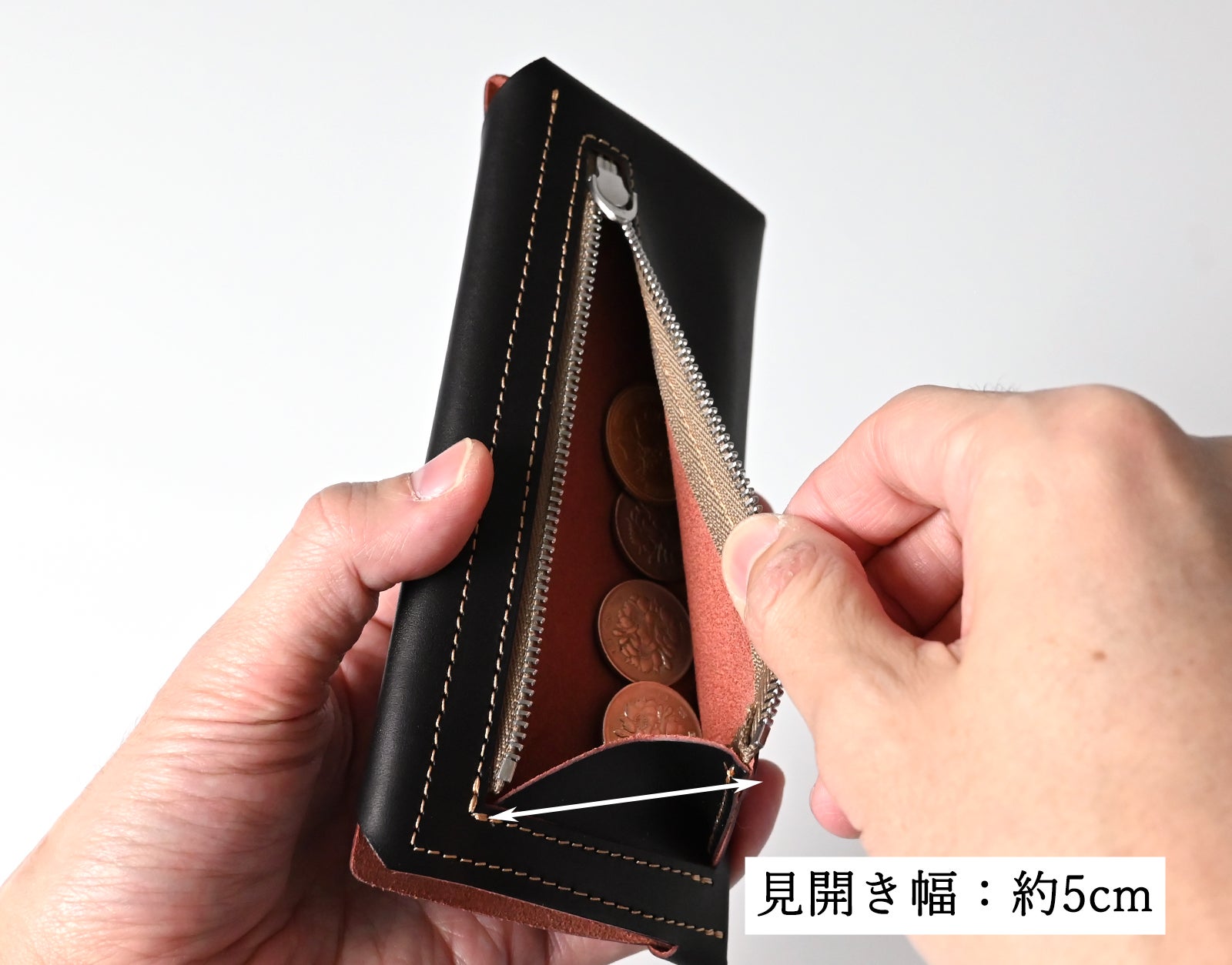 栃木レザー・ヴァーチェ】財布職人が挑む。実用性を削らず、最薄を