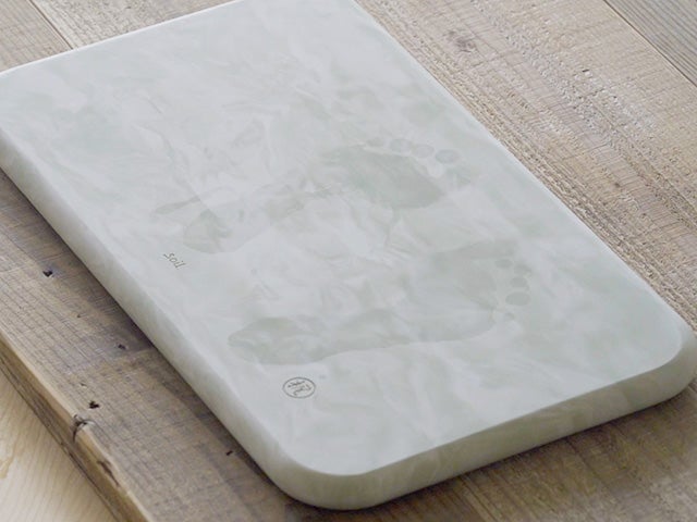 soil製造の礎、 左官職人「梶昌 一」がつくる、特注珪藻土バスマット