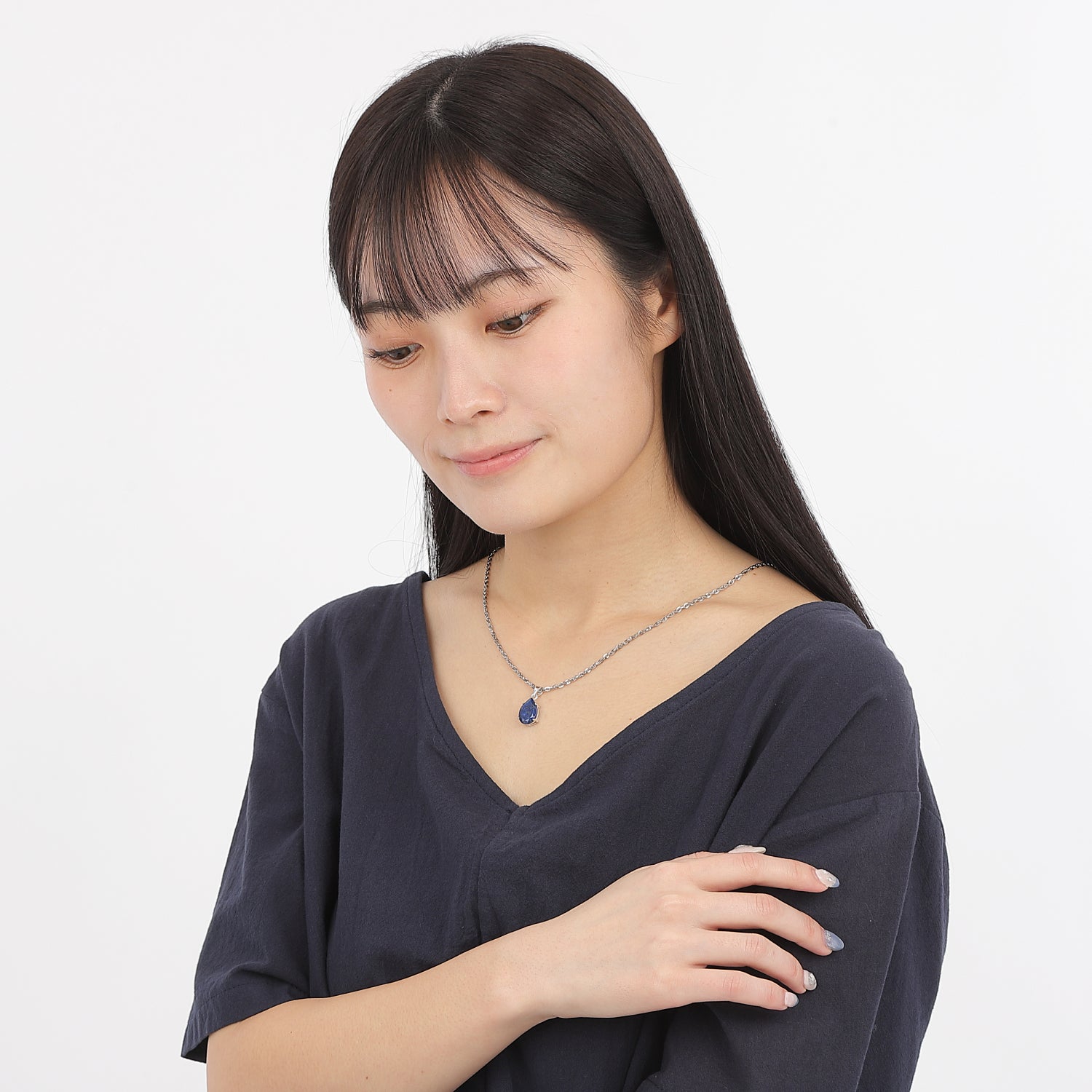 ユニセックス】瑠璃色に輝く「幸運を招く石」ラピスラズリペンダント