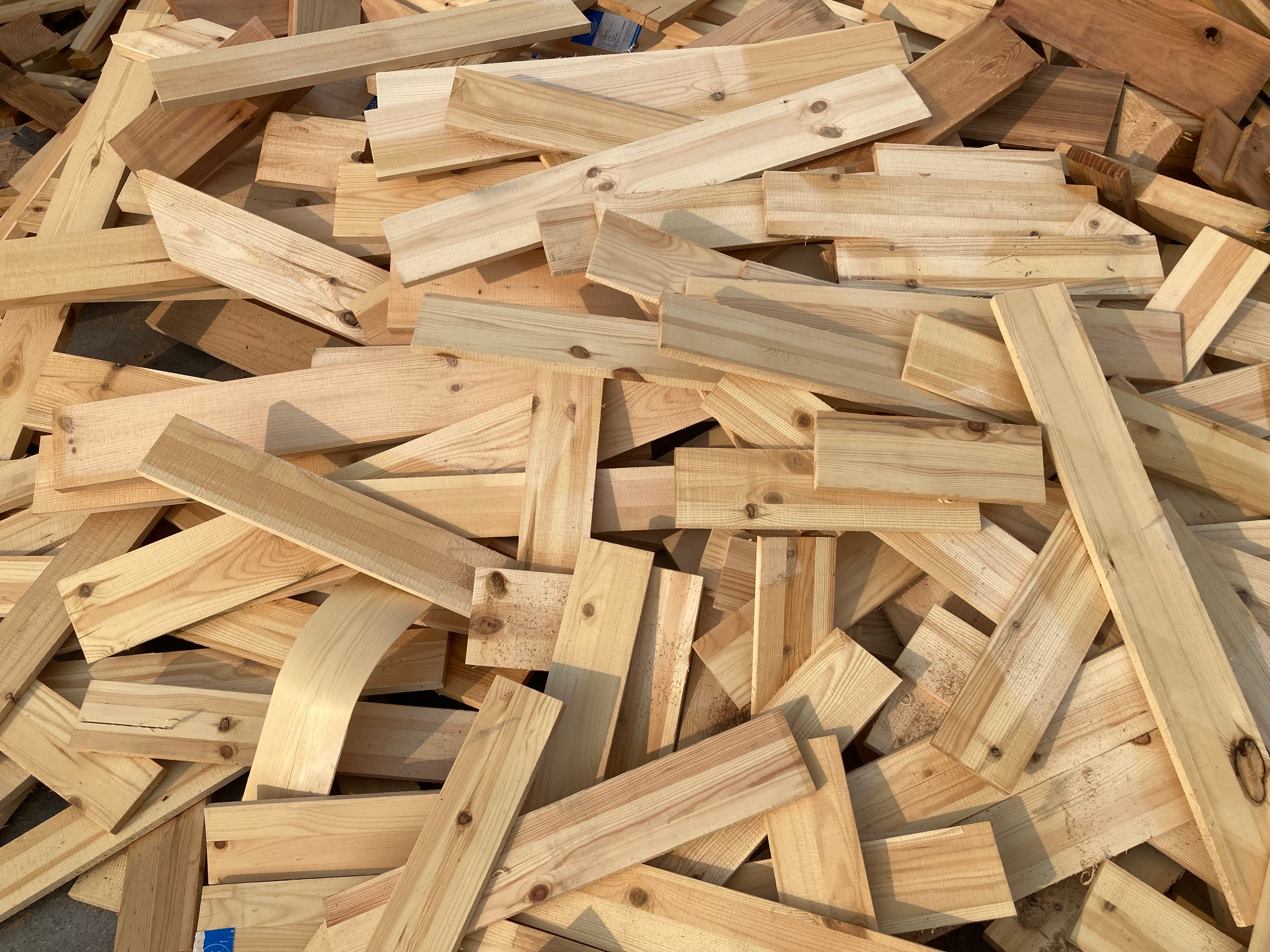 端材×匠の技！猫と地球に優しい秘密基地「木製ドラム型キャットハウス