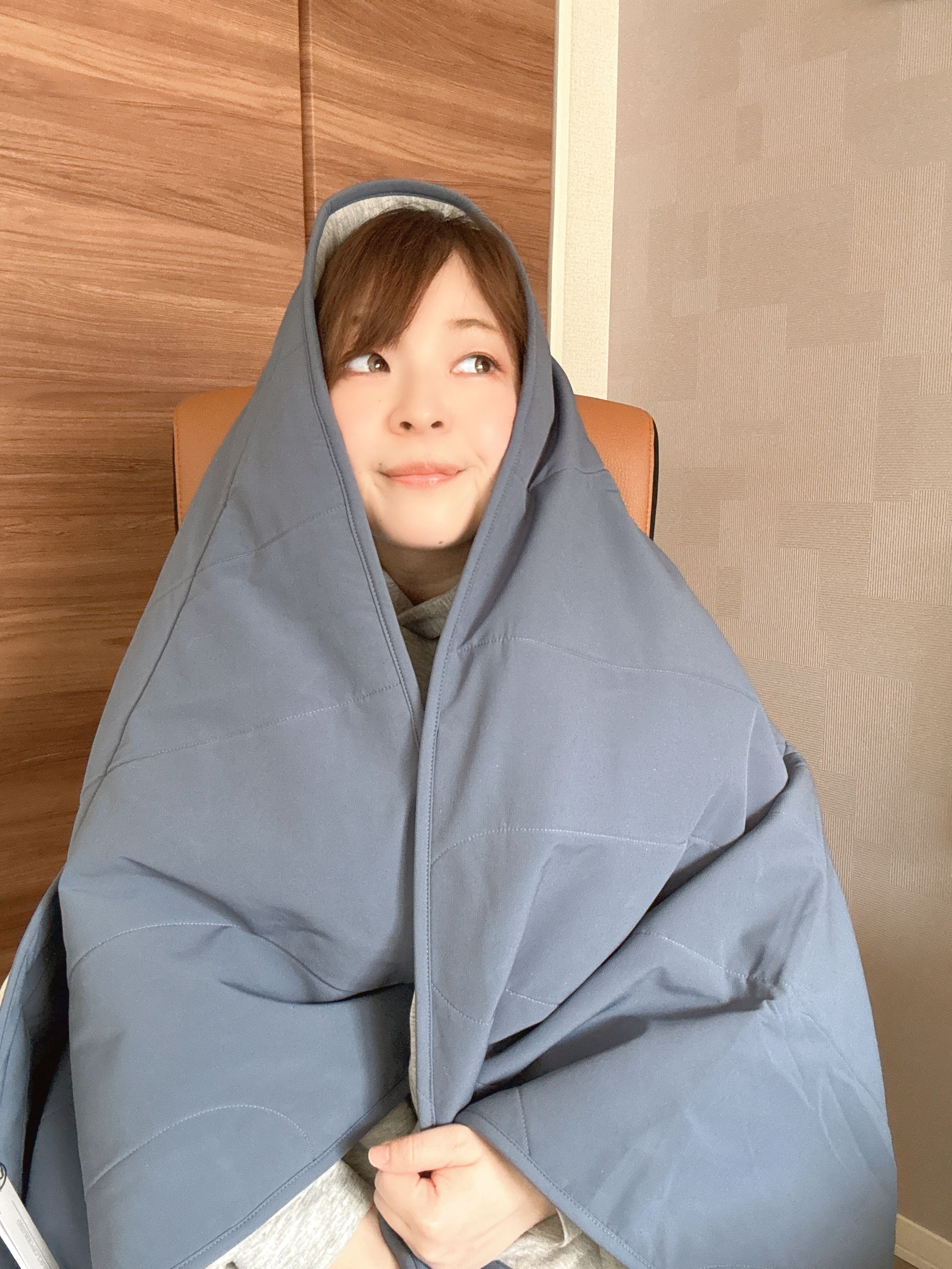 Makuake｜僅か2mmで氷点下を凌ぐ宇宙服素材のブランケット！防災時も