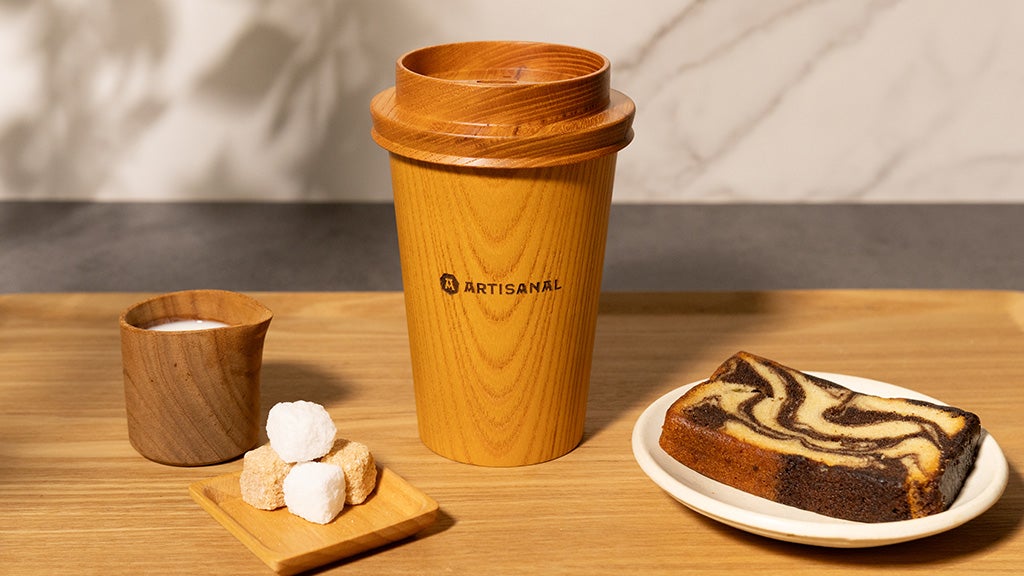 いつもの一杯が、ケヤキの香りで特別な体験へ。五感で味わう山中漆器の