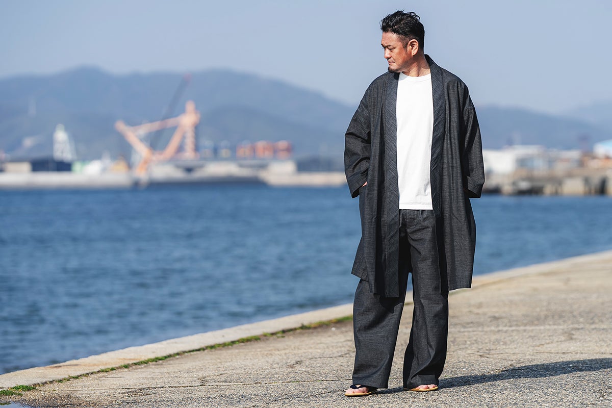 三河で作る。肌心地よい、どんな体型にも合う三河木綿ワイドパンツ
