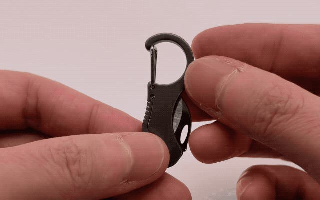 わずか7g！独特のカーブが驚異の切断力を生む、超小型チタン製カラン