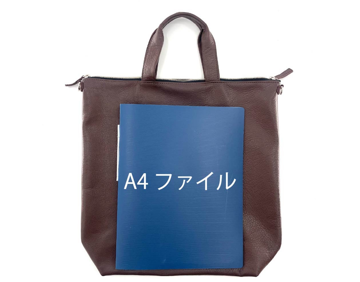 使われない革に新たな価値を。本革を気軽にラフに使う軽量トートバッグ