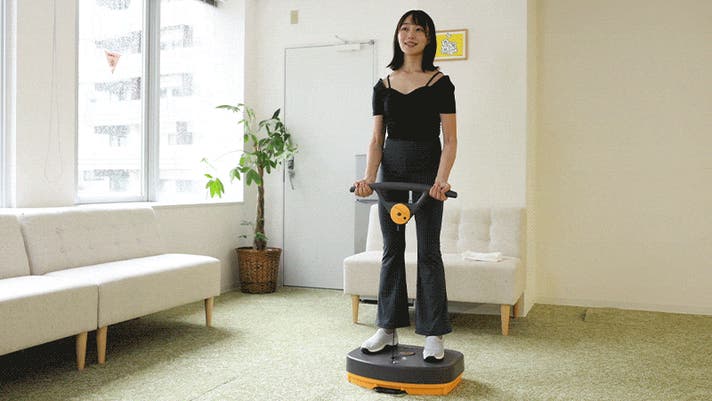 回す×引く】の簡単動作のみで34種のトレーニングをご自宅で！SpaceGym