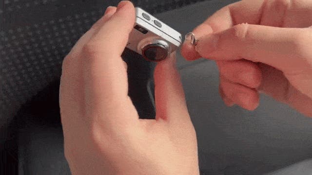 31g超軽量】スマホにも即転送できるレトロデザインの高性能ミニカメラ