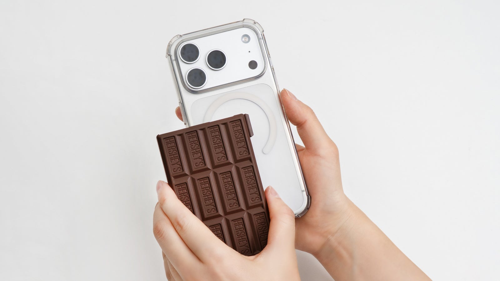 hershey'sチョコレート 麻袋 ヴィンテージ 検ハーゲンダッツ 収納 ハーシー公式】スマホの裏には甘い秘密が！収納からスタンドまで可能な