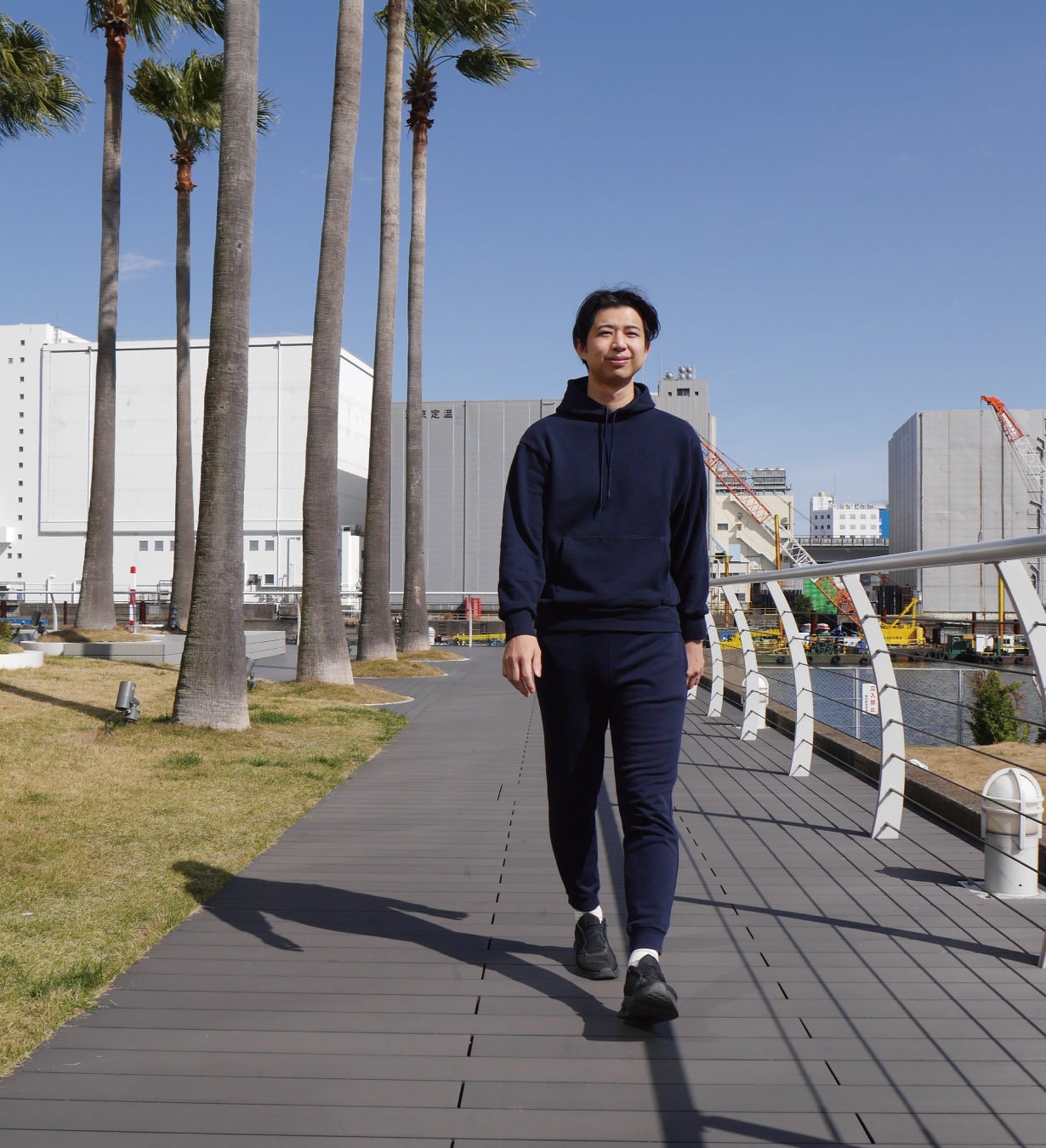 グレベア オリジナルフーディ　Mサイズ 柔らかさとハリ、相反する上質さを兼ね備えた、大人の贅沢フーディー