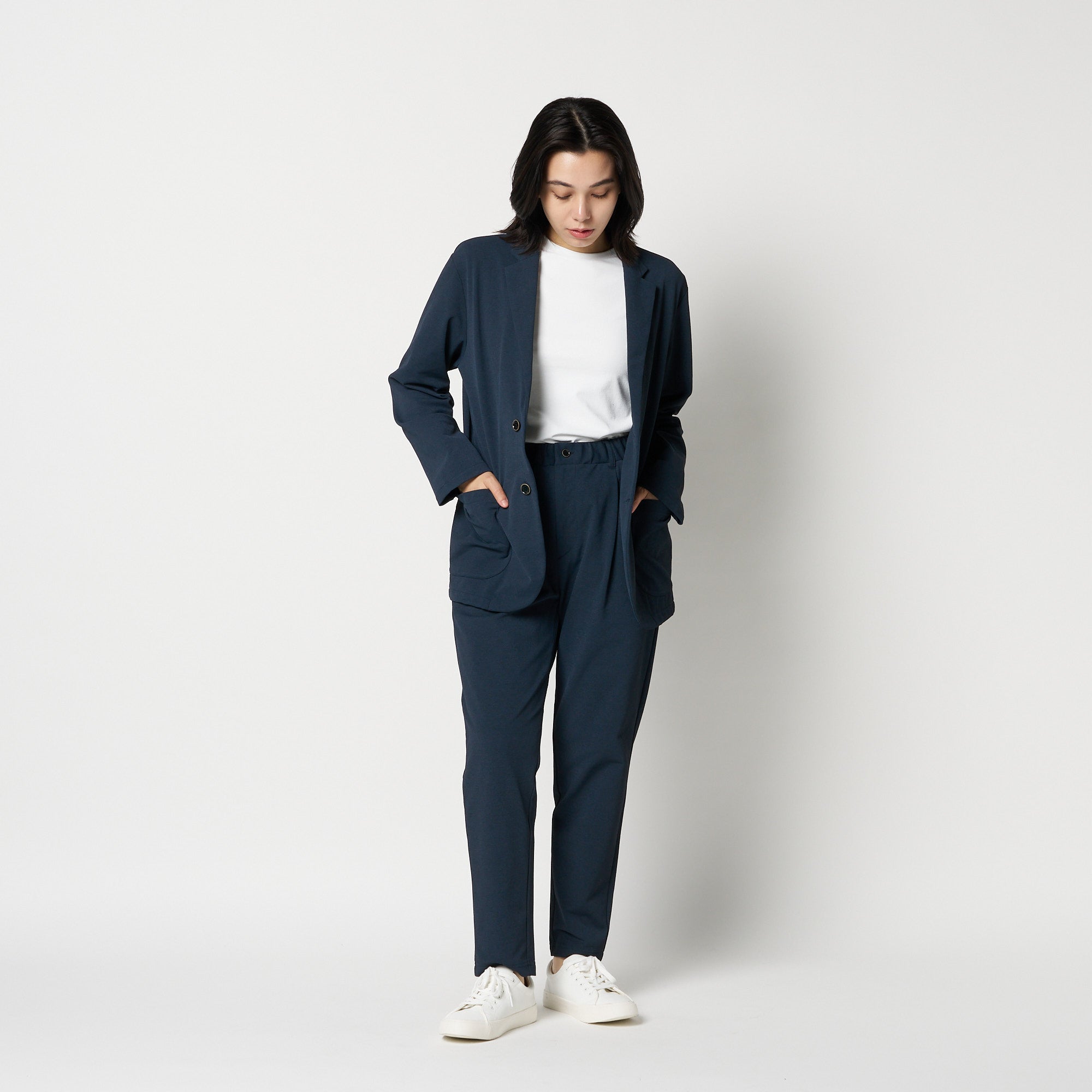 日本が誇る先端技術】服、もう全部これにしたい！｜ムーンテック