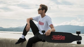 初心者でも即マスター！超軽量・スピート自由な電動スケートボード「TeamGee」