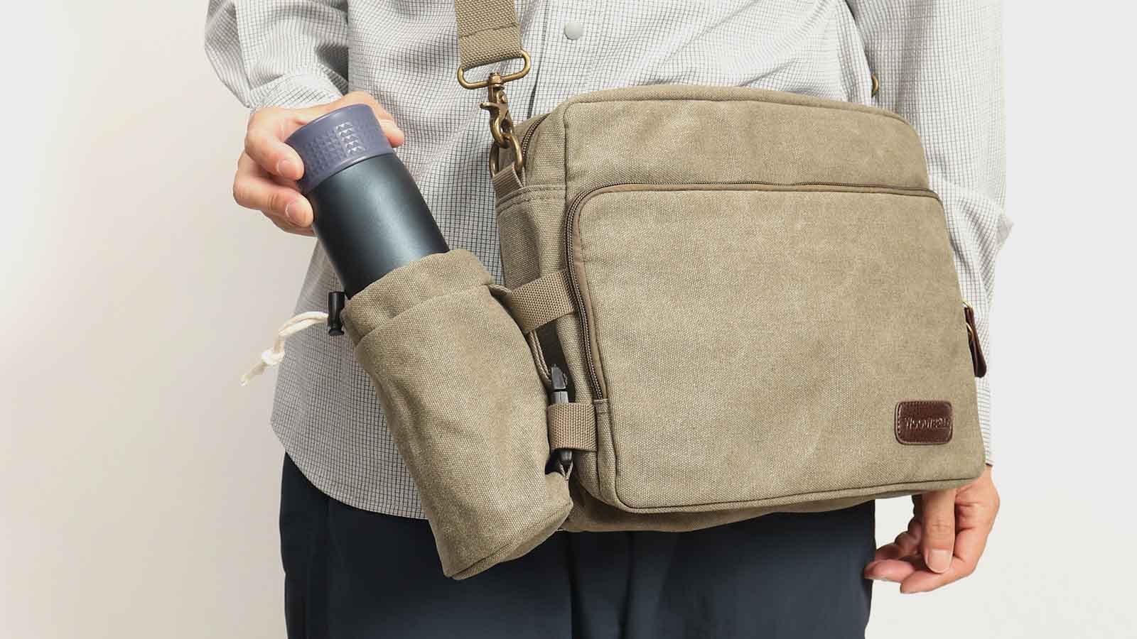 Makuake｜旅行も普段もコレ1つ！ボトルホルダー付「丈夫で軽量・帆布