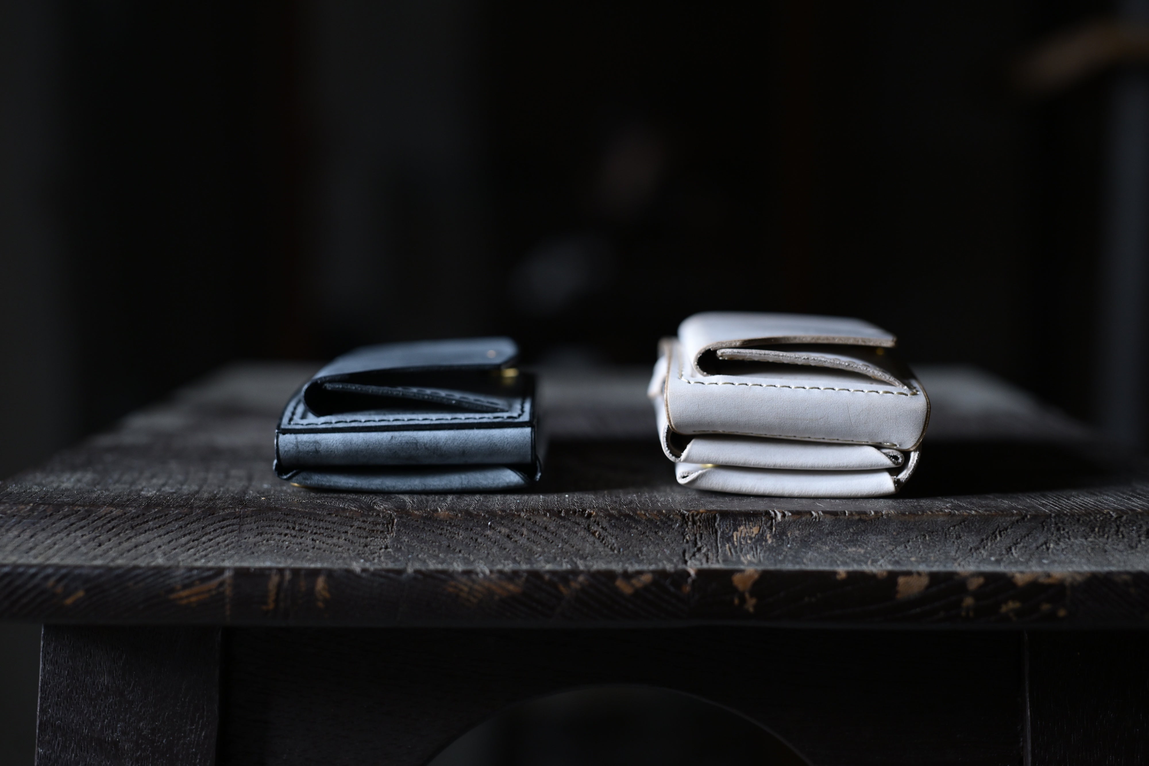 開閉不要でスマート決済 スマホに貼れるミニ財布 collet-s&collet2