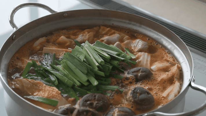 ステンレスだから軽くて扱いやすい！煮込み料理にも最適｜マクアケ