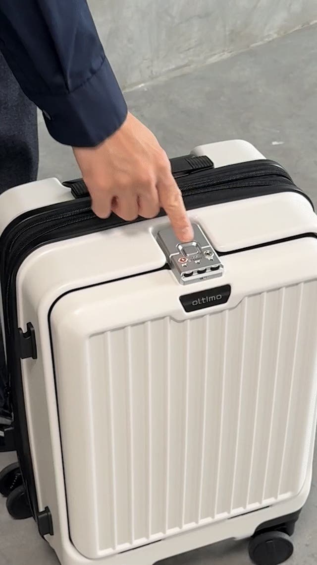 ワンタッチ開閉！低騒音車輪・EVAポーチ搭載。移動を快適にする次世代