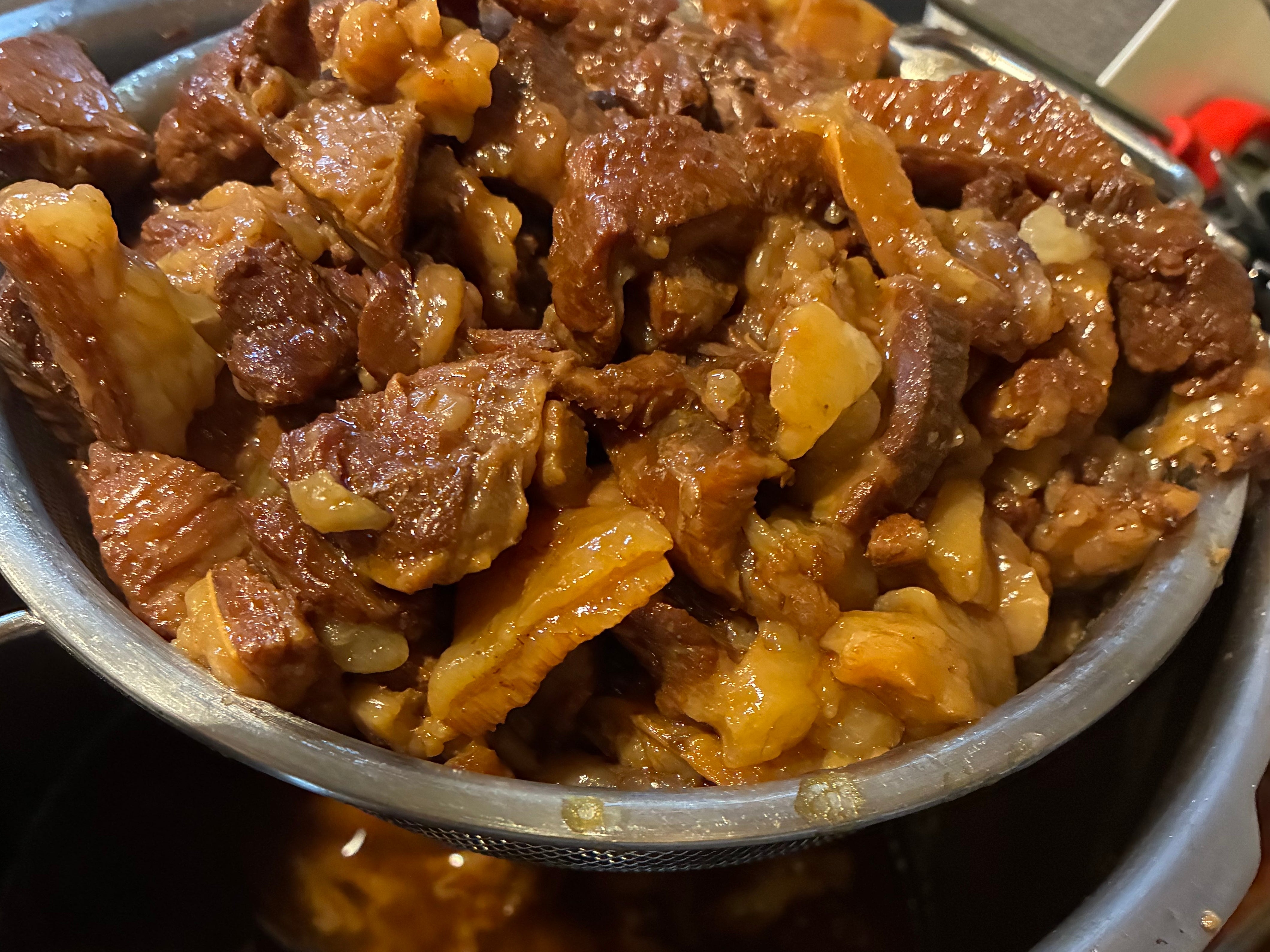 神田カレーグランプリ優勝店の味を全国へ。無水ココナッツ国産牛すじ