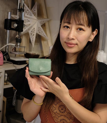 レジ前でもたつかない手のひらより小さいエクストラミニ財布