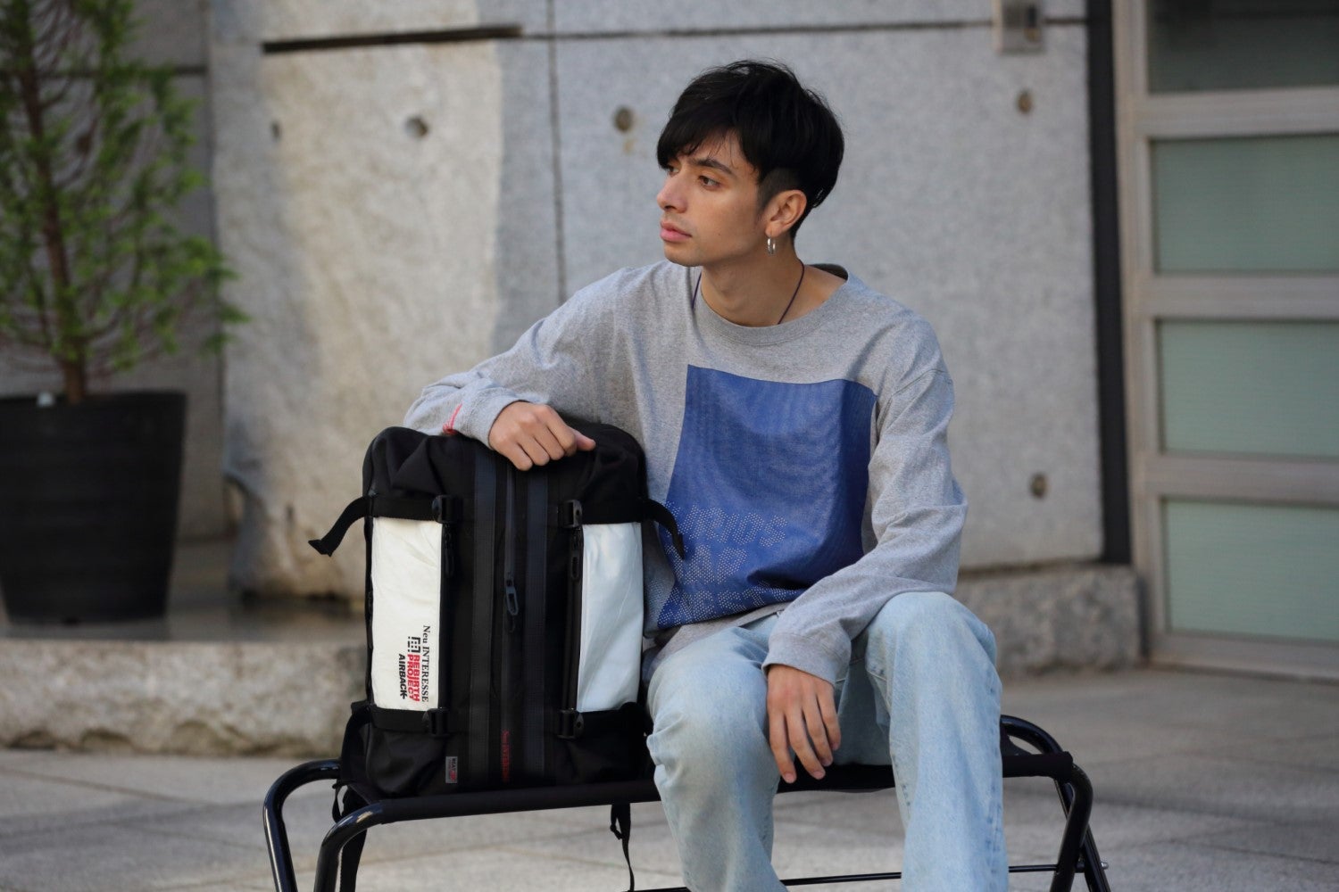 ノイインテレッセ×リバースプロジェクト。収納性を追求したエアバッグ