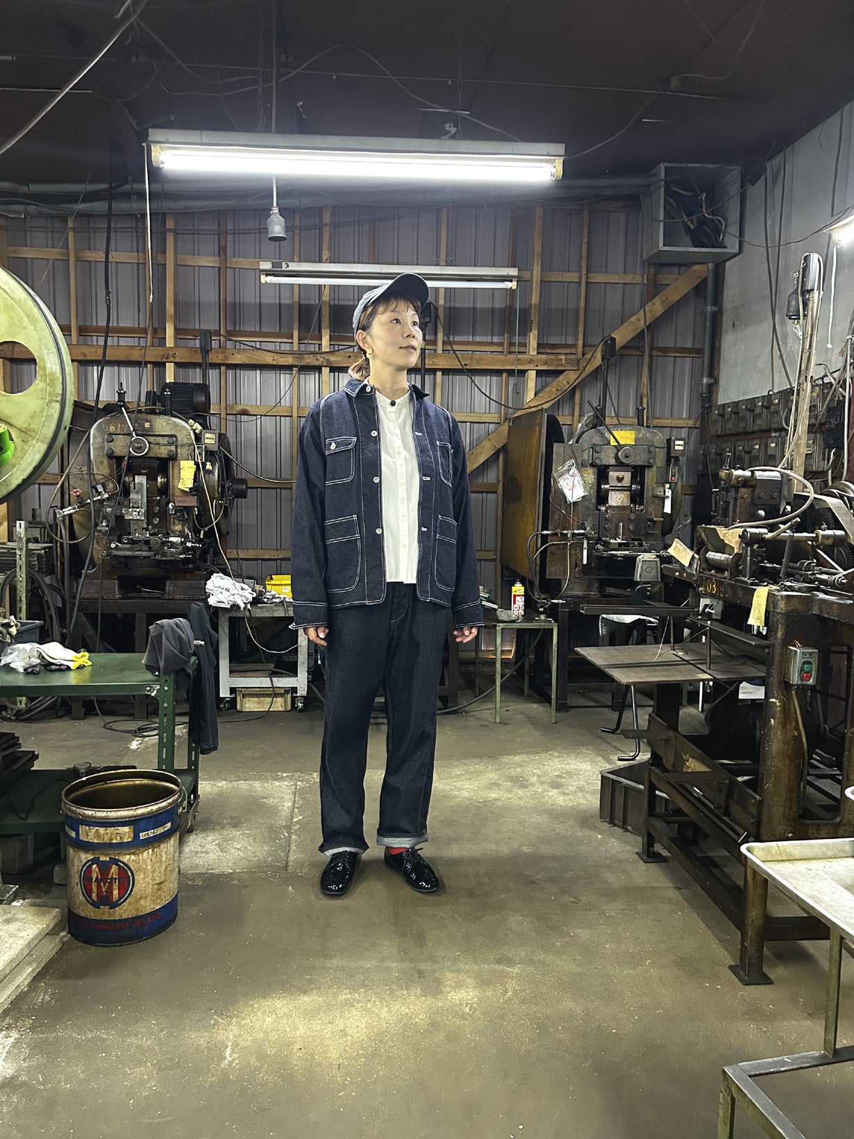 135年目の挑戦】着るほど味わいを深めるデニムカバーオール｜マクアケ
