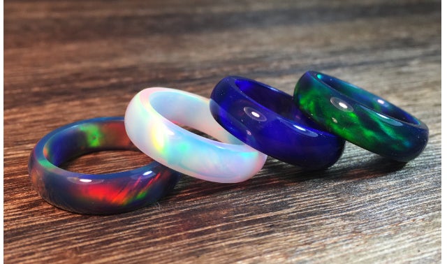 人工オパールの新しい形！美しい景色を切り取ったようなアクセサリーを