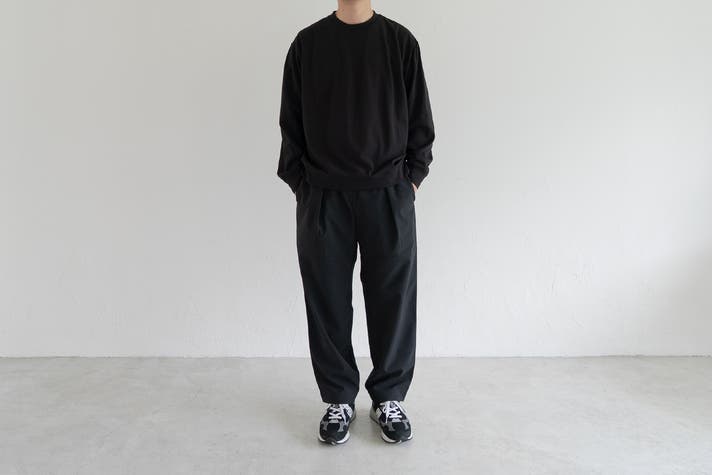 MNMM × MOONRAKERS｜超軽量素材でつくる、日常を軽くするスウェット