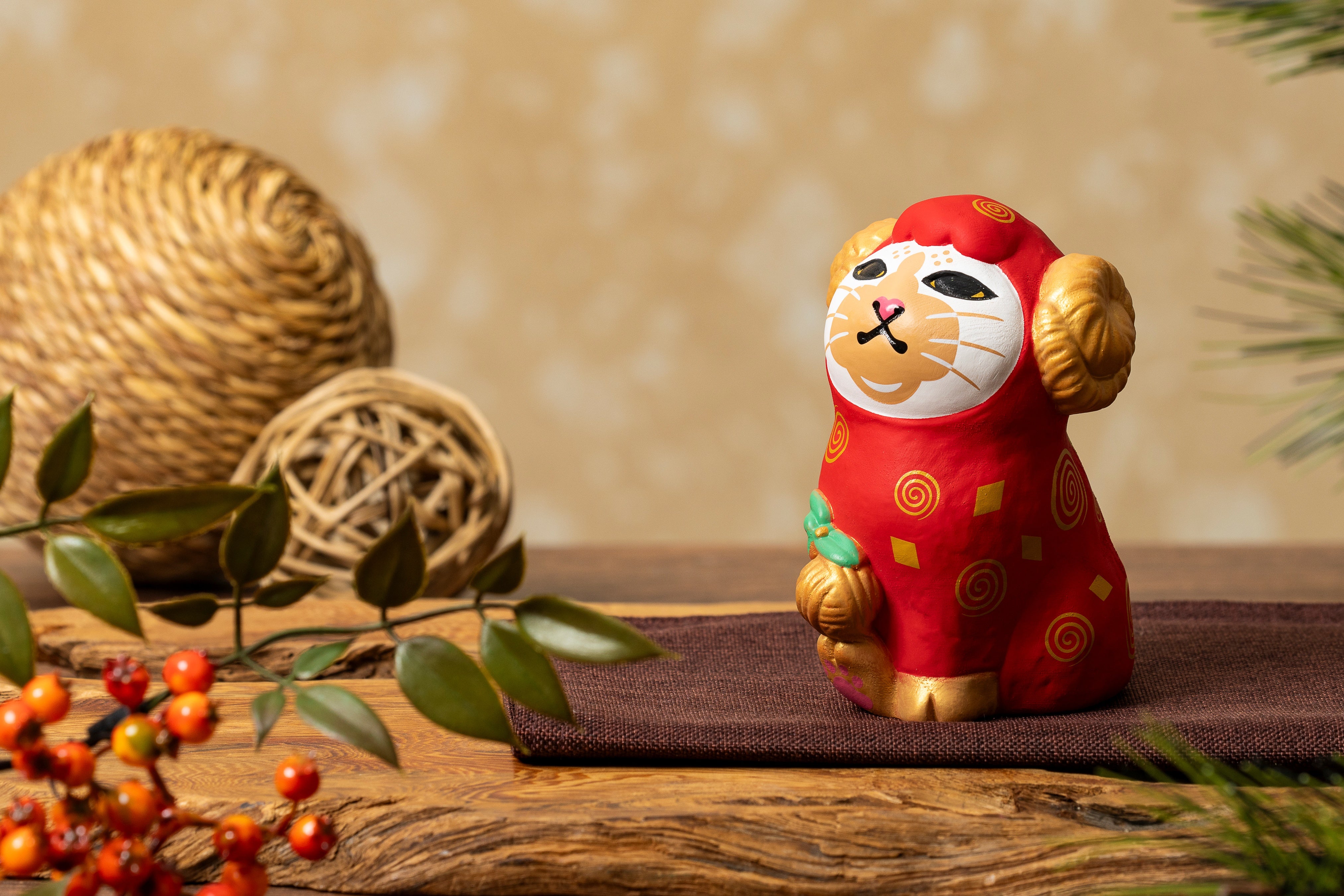 未来の幸せを紡ぐ、未（ひつじ）年の福招き猫。東京藝大卒エサシトモコ