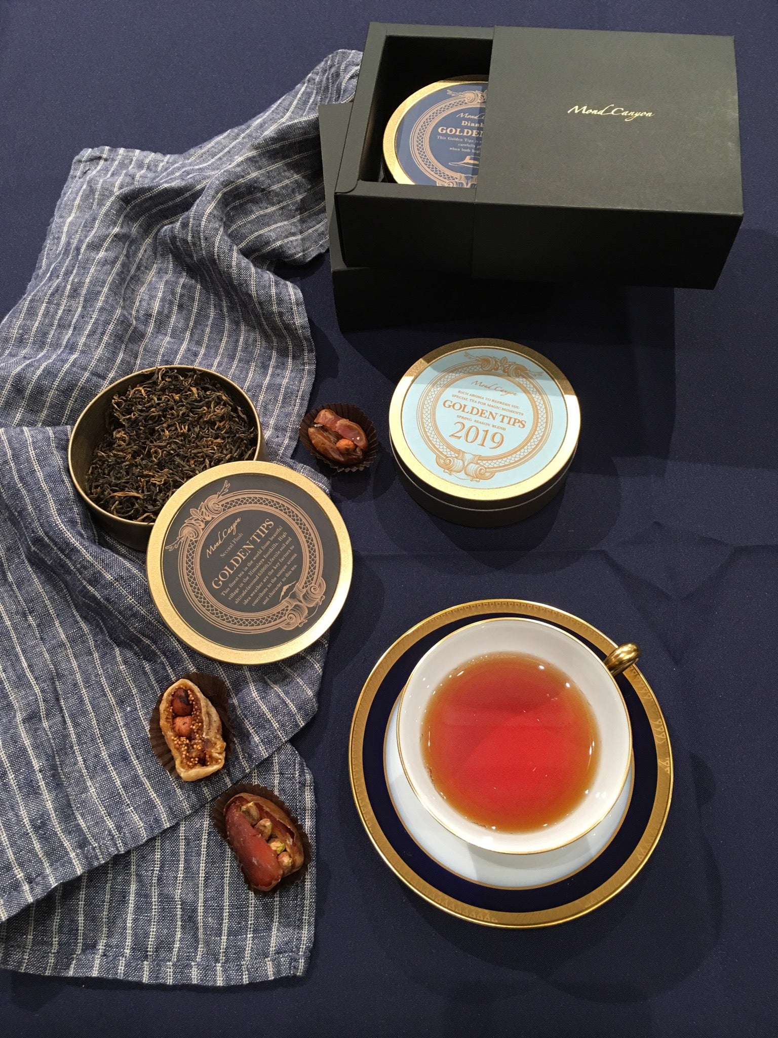 希少 1900年 3面金装飾 GOLDEN TIPS 紅茶 研究書 アンティーク 数量限定】Golden Tips ゴールデンチップ 紅茶の王様 セイロンティー