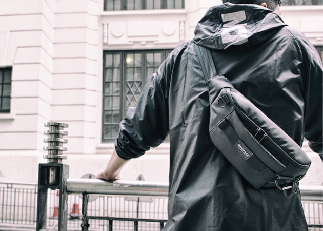 旅行を安全に！盗難防止機能付きパーフェクトガードバッグ｜マクアケ