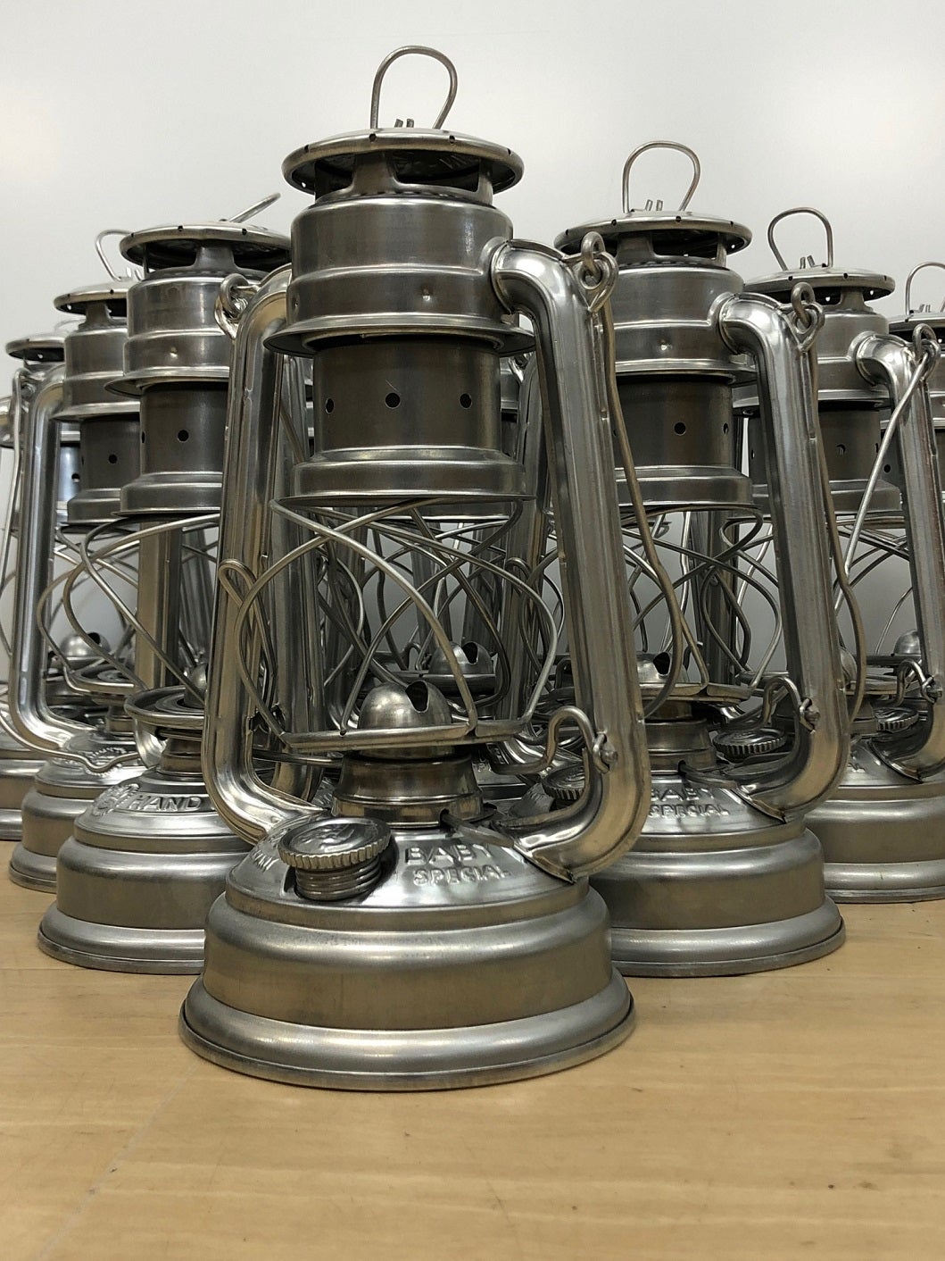 Makuake｜「本物」の火で感じる暖かさ。特殊なエイジング加工を施した