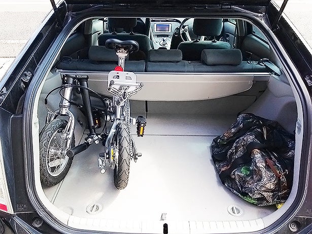 LARKINS SPORTSの大人が乗って楽しめる12インチ折りたたみ式自転車