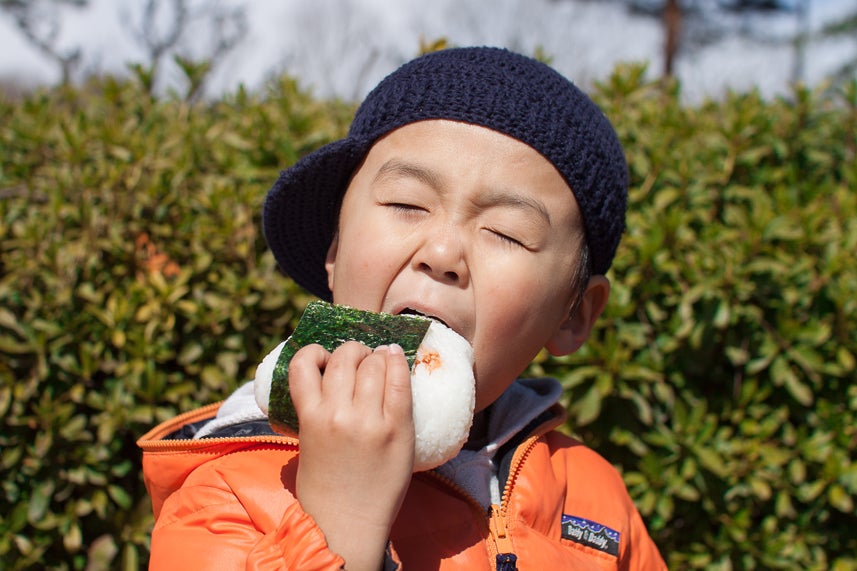ごはんをよそうあなたへ贈る「シャリ切り」の飛び道具。極しゃもじ