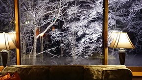 日本のナショナルパーク内にある山小屋を世界の個性派に入るロッジにしたい