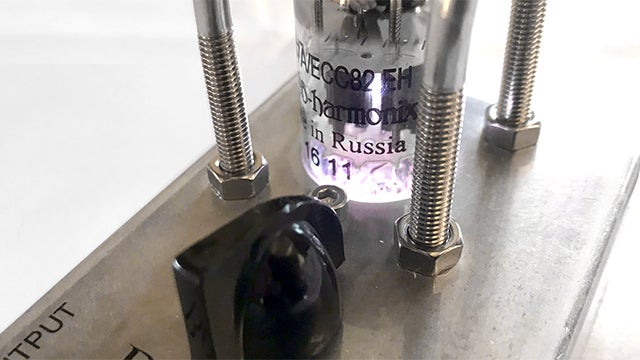 ギタリスト必見！真空管エフェクター Beyond Tube Booster｜マクアケ