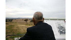 村上輝夫さんをカウラへ！最後の訪問をサポートしたい。