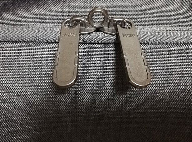 スーツケースのジレンマが遂に解決!Rolluxでもうサイズ選びに悩みませ スーツケースのジレンマが遂に解決!Rolluxでもうサイズ選びに悩みませ