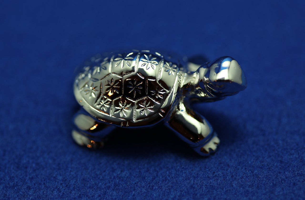 Made in Japanこだわりのものづくり 江戸彫金師作『金銀の星亀