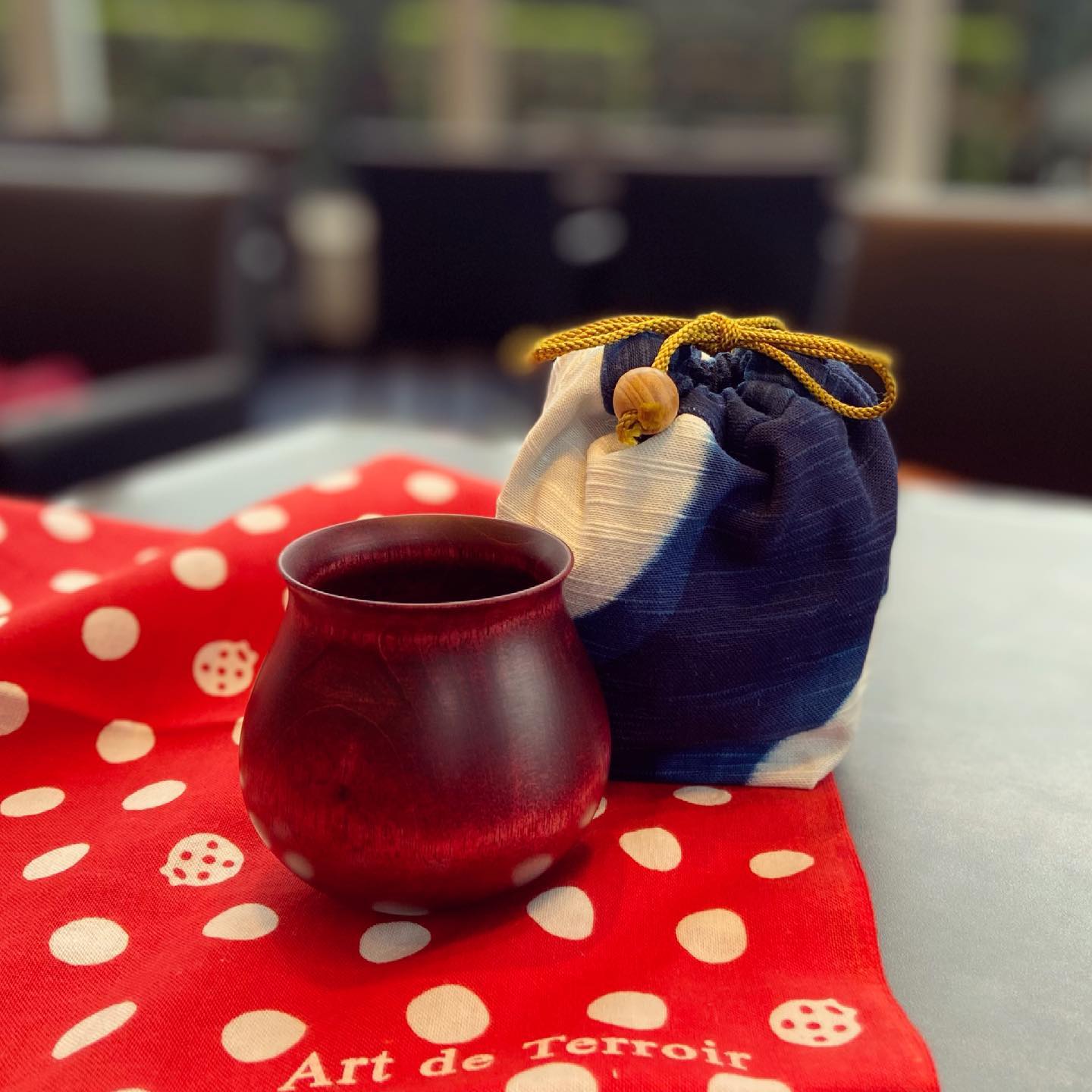 Makuake｜日本の工芸が生んだ艶やかな口当たり！ ワイン専用漆器