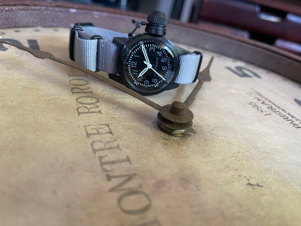 Makuake｜コックピットクロックELASPED TIME 目覚まし時計で復刻 実行